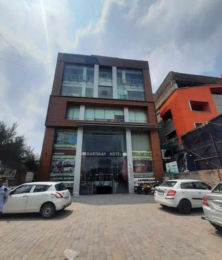 Kartikay Hotel Hisār Exterior foto